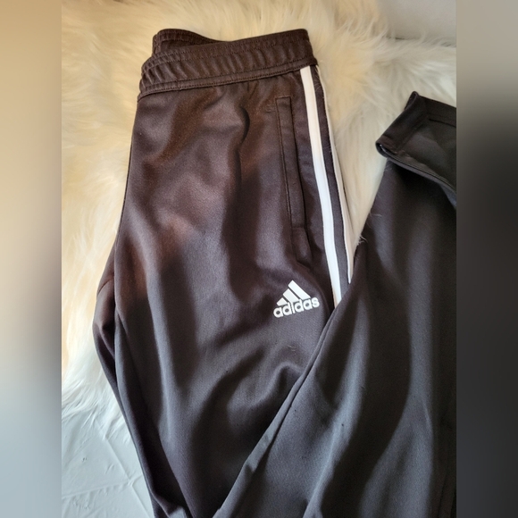 Adidas Kids Black Track Pants, Size Small  (28) - Picture 8 of 8